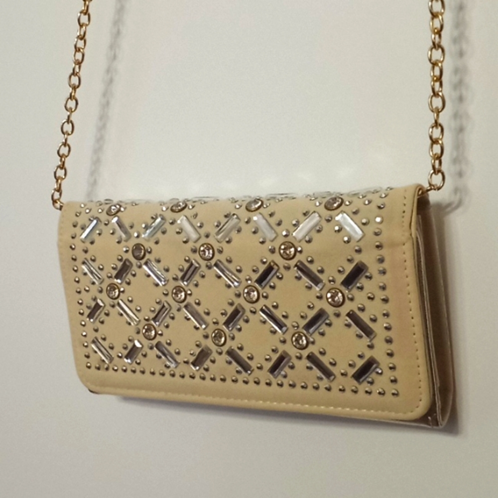 Ruby Pearl Wallet